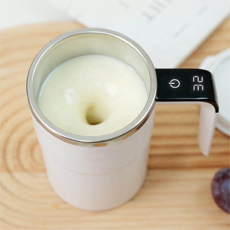 Tasse à protéines intelligente — Disponible prochainement
